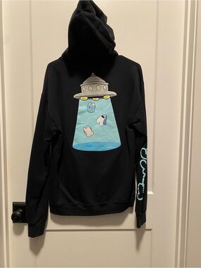 Men’s Medium Graphic UFO Hoodie